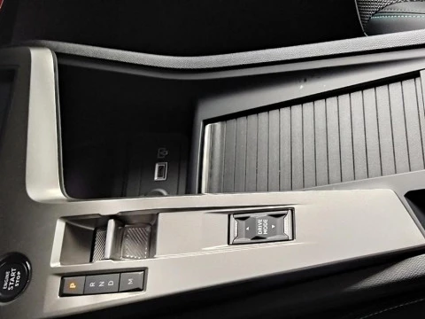 Peugeot 408 1.2 MHEV 145 E-DCS6 ALLURE 5P