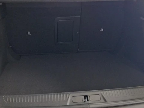 Peugeot 408 1.2 MHEV 145 E-DCS6 ALLURE 5P