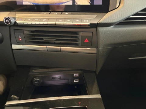 Opel Astra 1.2T XHT Hybrid 107kW Edition eDCT6