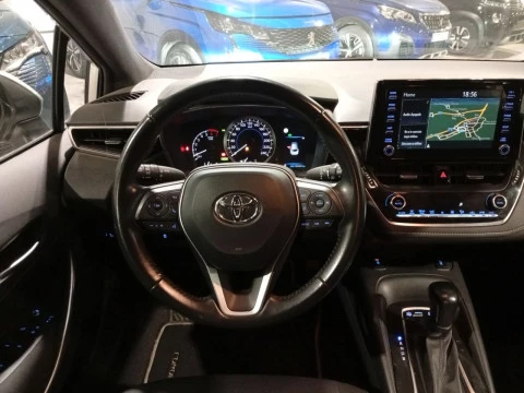 Toyota Corolla 1.8 125H BUSINESS E-CVT TOU SPORT