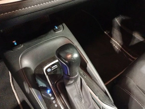 Toyota Corolla 1.8 125H BUSINESS E-CVT TOU SPORT