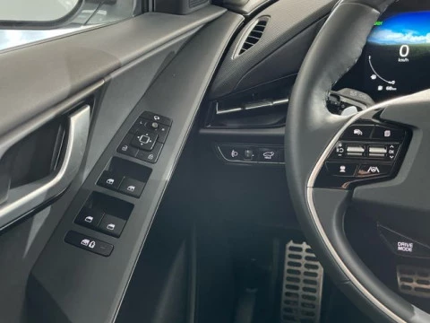 Kia Niro 1.6 GDi HEV 95kW (129CV) Emotion