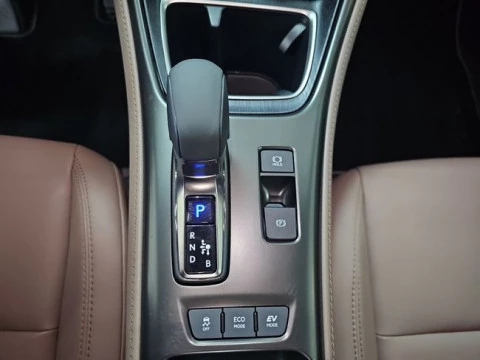 Lexus LBX 1.5 136cv HEV Elegant+