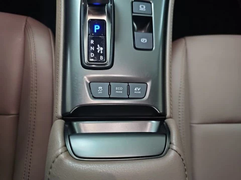 Lexus LBX 1.5 136cv HEV Elegant+