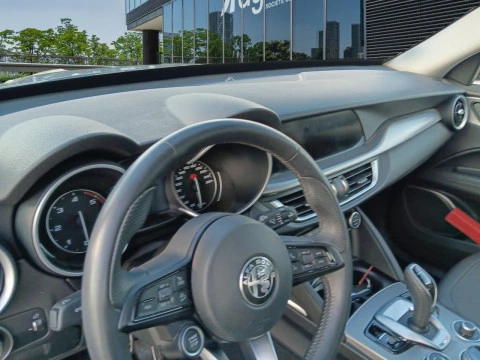 Alfa Romeo Stelvio 2.2 Diésel 140kW (190CV) Sprint RWD
