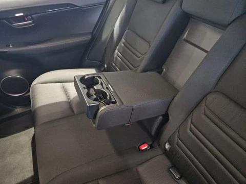 Lexus NX 2.5 300h Business Navigation 2WD