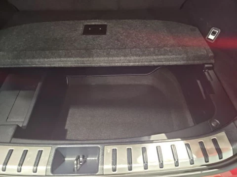 Lexus NX 2.5 300h Business Navigation 2WD