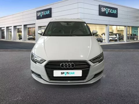 Audi A3 design edit 1.5 TFSI CoD EVO S tronic SB Audi A3 design edit 1.5 TFSI CoD EVO S tronic SB