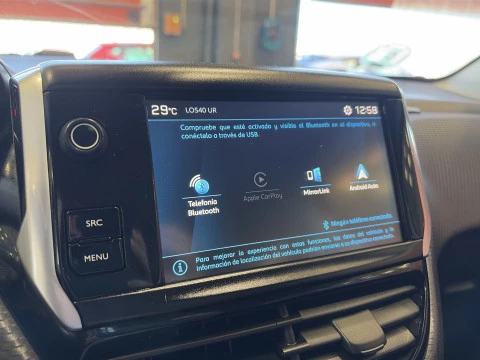 Peugeot 208 PureTech Signature 60 kW (82 CV)