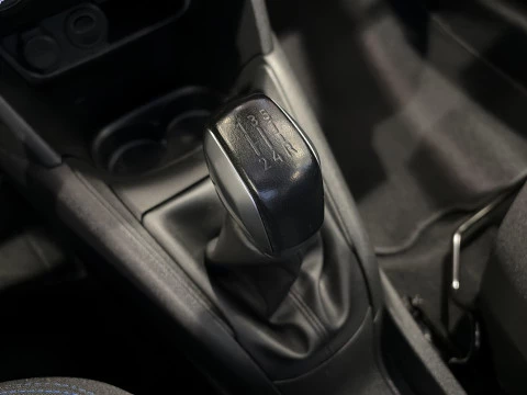 Peugeot 208 PureTech Signature 60 kW (82 CV)