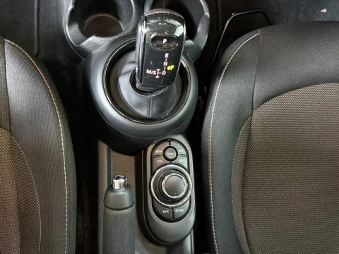 MINI Cooper 100 kW (136 CV)