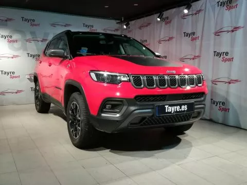 Jeep Compass 1.3 PHEV 177kW (240CV) Trailhawk AT AWD Jeep Compass 1.3 PHEV 177kW (240CV) Trailhawk AT AWD