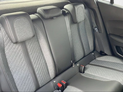 Peugeot 2008 Allure Puretech 100 S&S 6 Vel. MAN