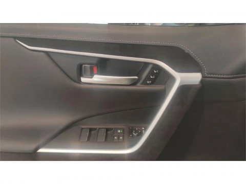 Toyota Rav4 5P LUXURY 220H e-CVT