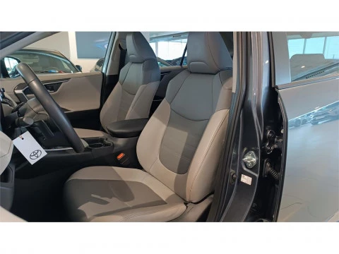 Toyota Rav4 2.5l 220H Luxury