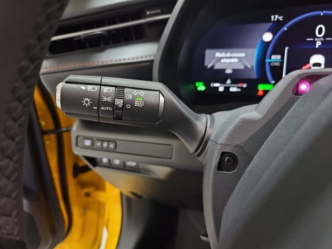 Lexus LBX 1.5 136cv HEV Emotion+