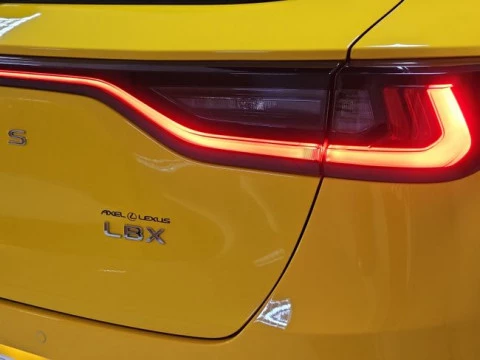 Lexus LBX 1.5 136cv HEV Emotion+