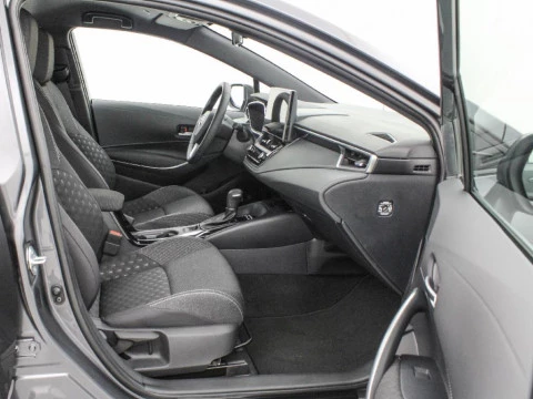 Toyota Corolla TOURING SPORTS 140H E-