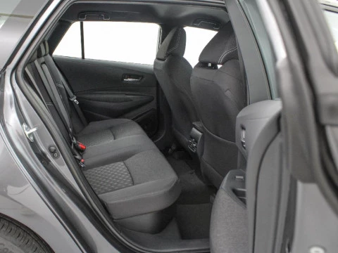 Toyota Corolla TOURING SPORTS 140H E-