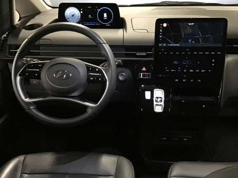 Hyundai Staria 2.2 CRDI Tecno 9S