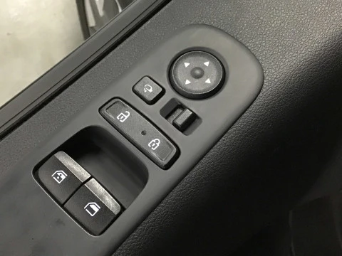 Hyundai Staria 2.2 CRDI Tecno 9S