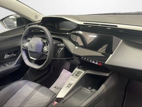 Peugeot 408 408 Allure Puretech 130 EAT8