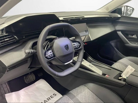 Peugeot 408 408 Allure Puretech 130 EAT8