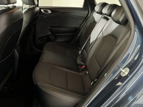 Kia Ceed Tourer Tourer 1.6 MHEV iMT 100kW GT Line