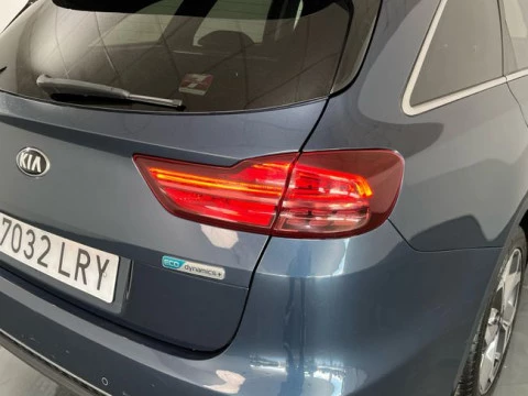 Kia Ceed Tourer Tourer 1.6 MHEV iMT 100kW GT Line