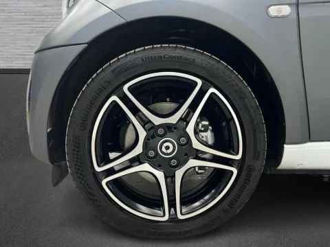 Smart fortwo 60kW(81CV) EQ cabrio