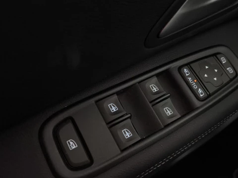 Dacia Duster   1.2 TCe Journey 4x2 96kW 48v