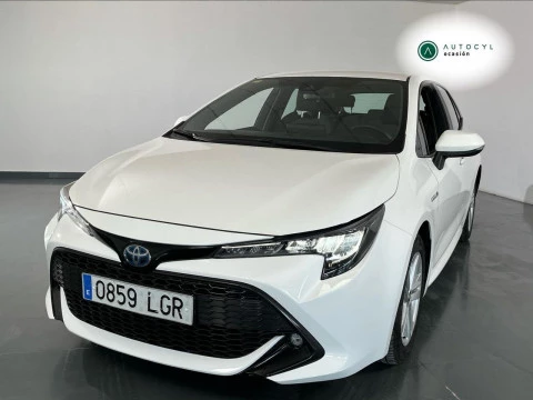 Toyota Corolla 1.8 125H ACTIVE TECH E-CVT