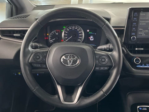 Toyota Corolla 1.8 125H ACTIVE TECH E-CVT