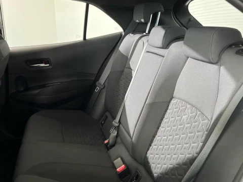 Toyota Corolla 1.8 125H ACTIVE TECH E-CVT