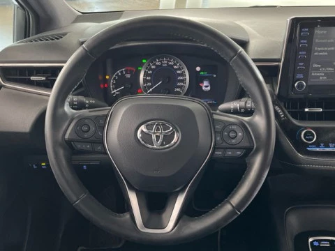 Toyota Corolla 1.8 125H ACTIVE TECH E-CVT