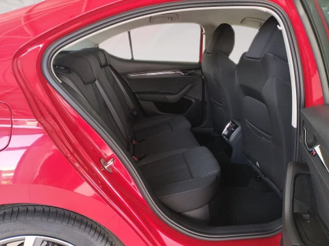 Skoda Octavia 1.5 TSI m-HEV 110kW(150CV) DSG Selection