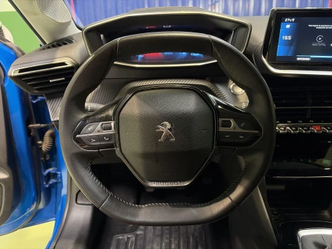 Peugeot 208 PureTech 100 Allure Pack 75 kW (100 CV)