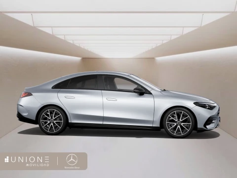 Mercedes-Benz Clase CLA  220 con tecnología híbrida