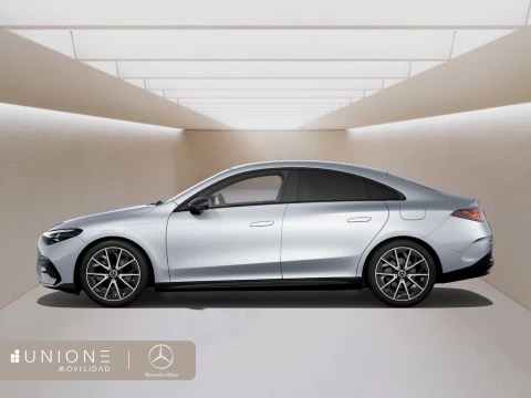 Mercedes-Benz Clase CLA  220 con tecnología híbrida