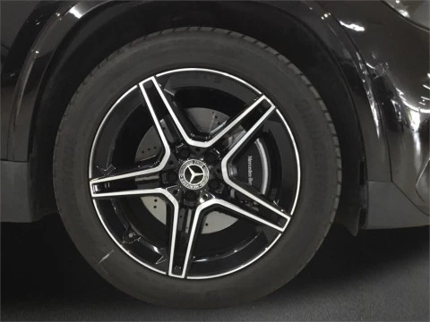 Mercedes-Benz GLA 200 D