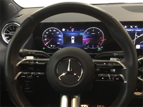 Mercedes-Benz GLA 200 D