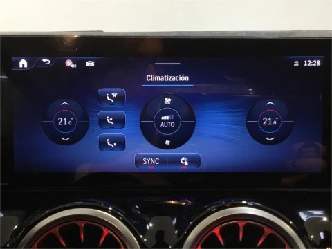 Mercedes-Benz GLA 200 D