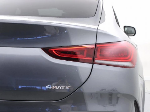 Mercedes-Benz GLE GLE 300 D 4MATIC 330 5P COUPE