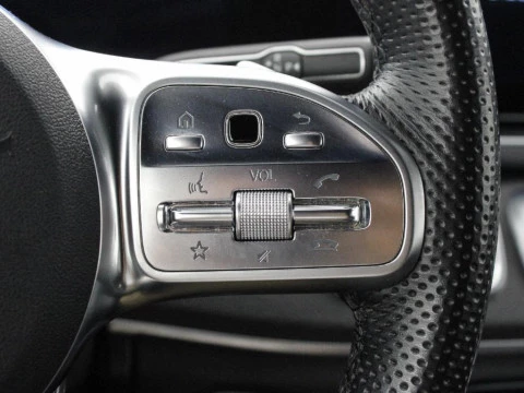 Mercedes-Benz GLE GLE 300 D 4MATIC 330 5P COUPE