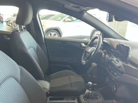 Ford Focus 1.0 Ecoboost 92kW ST-Line X Ford Focus 1.0 Ecoboost 92kW ST-Line X