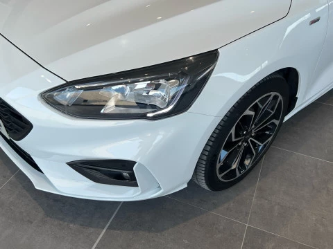 Ford Focus 1.0 Ecoboost 92kW ST-Line X Ford Focus 1.0 Ecoboost 92kW ST-Line X