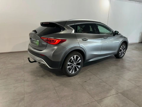 Infiniti QX30 2.2d Premium Tech 7DCT AWD