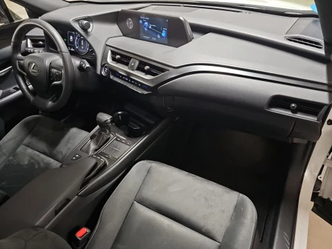 Lexus UX 2.0 250h Business