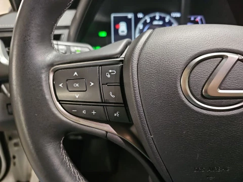 Lexus UX 2.0 250h Business