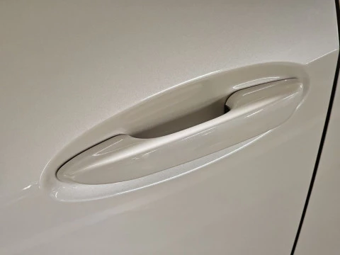 Lexus UX 2.0 250h Business